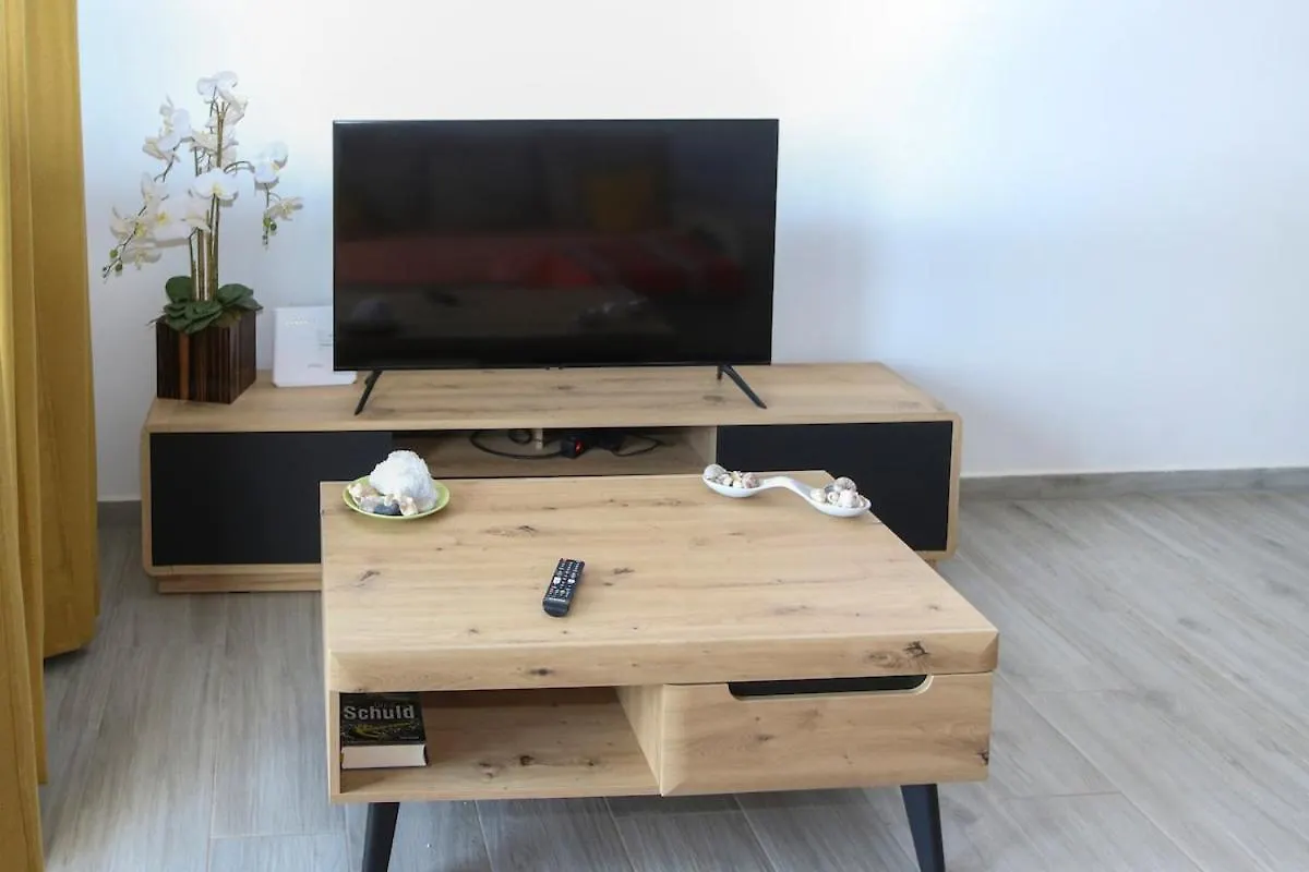 Cozy 2 Bdr Apartment Near Murdeira Beach Lcgr Palha Verde